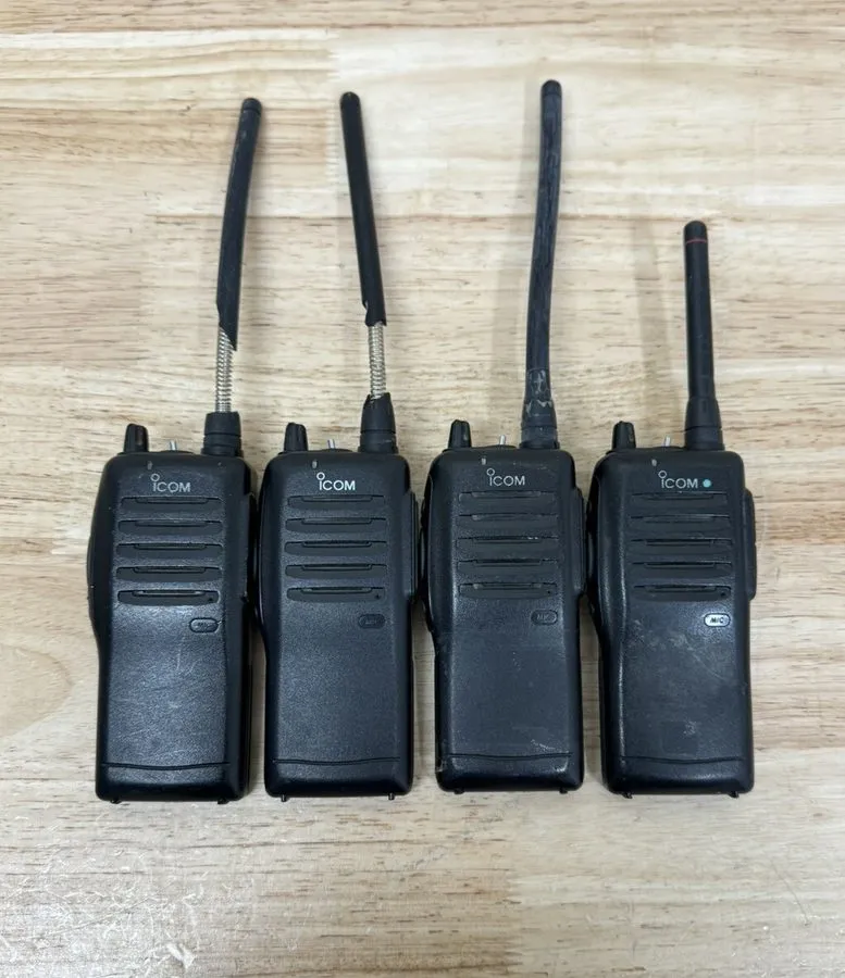 Зарядное устройство IC-F11S