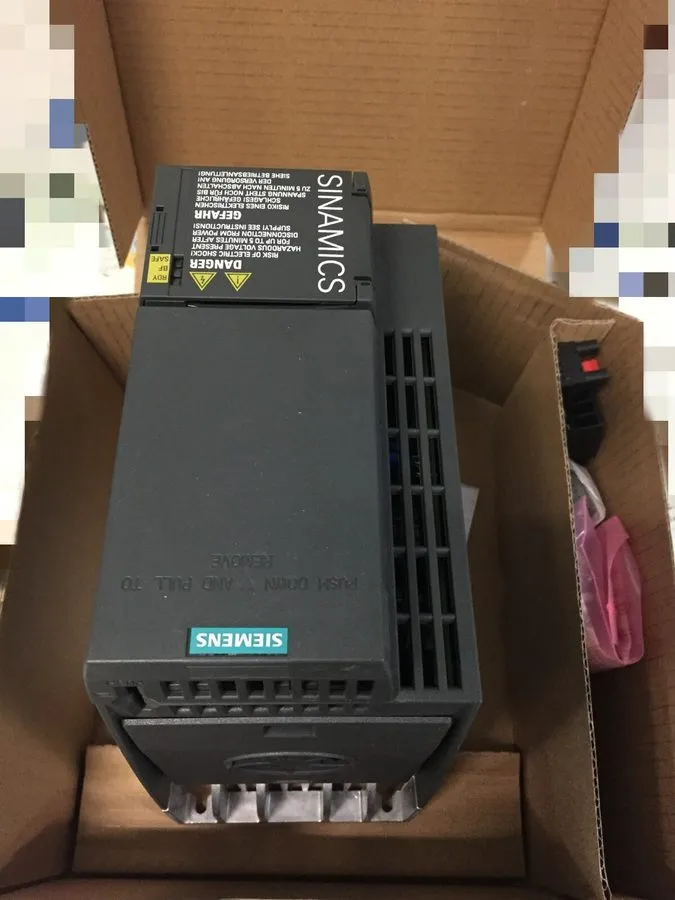 Частотный преобразователь SIEMENS SINAMICS G120C Rated Power 6SL3210-1KE21-7UB1