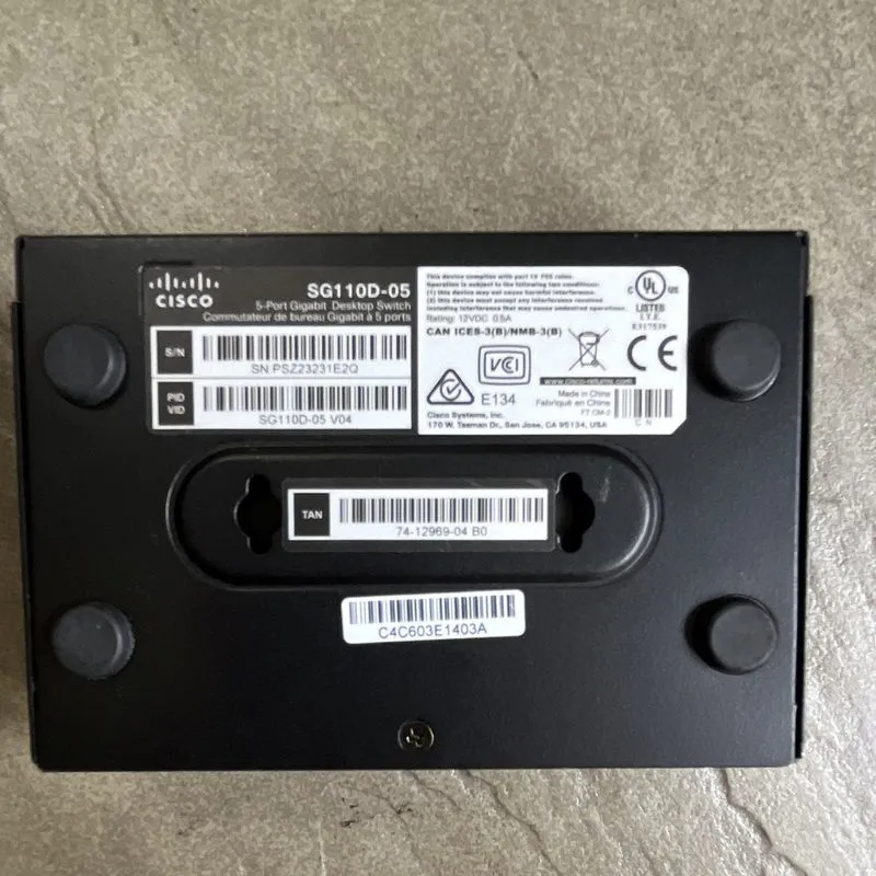 Коммутатор Cisco 5-Port Gigabit Desktop Switch SG110D-05 — фото лота 4
