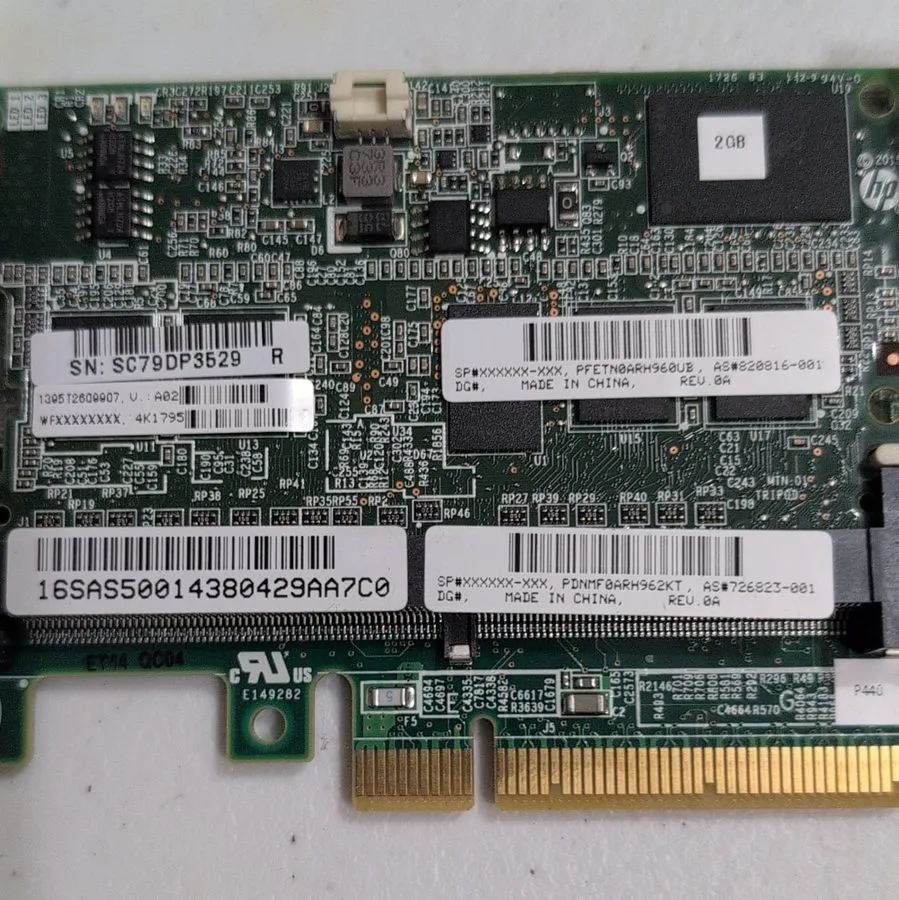 Контроллер HP Smart Array P440 PCIe SAS-3 RAID Controller 12Gbps RAID 0/1/5/6 80 — фото лота 1