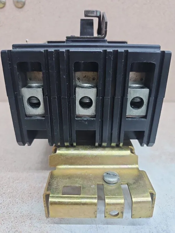 Автоматический выключатель Square D Circuit Breaker FA34050 50A 3-Pole 240/480V 