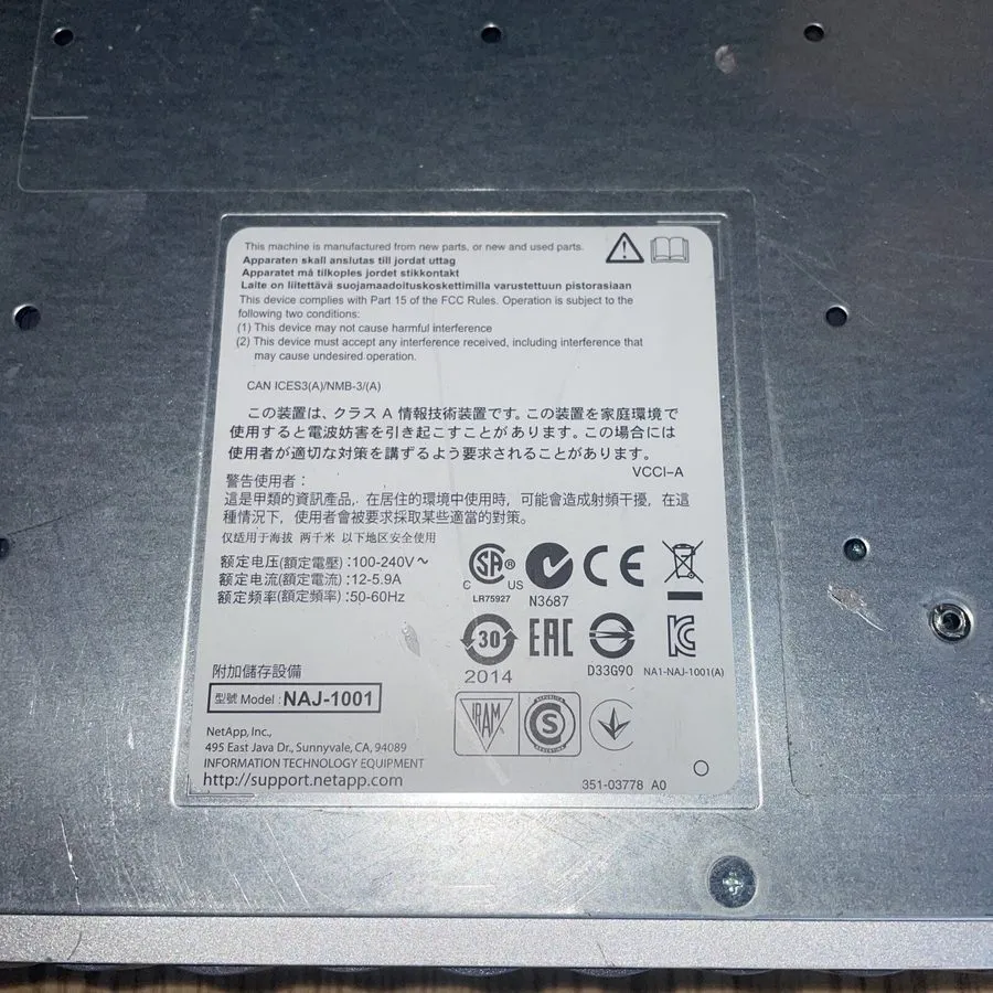 Дисковая полка NetApp NAJ-1001 24 Bay Array 2x IOM6 Controllers/ 2x Power Suppli