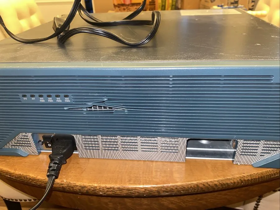 Маршрутизатор Cisco 3845 3800 Series V01 Integrated Services Router