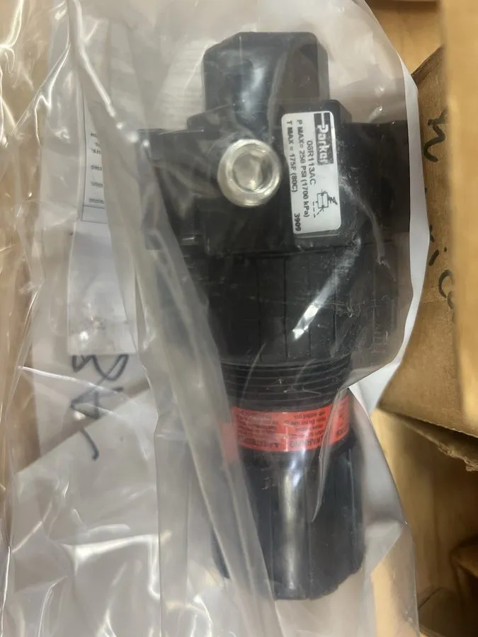 Трубопроводная арматура Parker 06R113ac Air Pressure Regulator, Pipe Size 1/4"