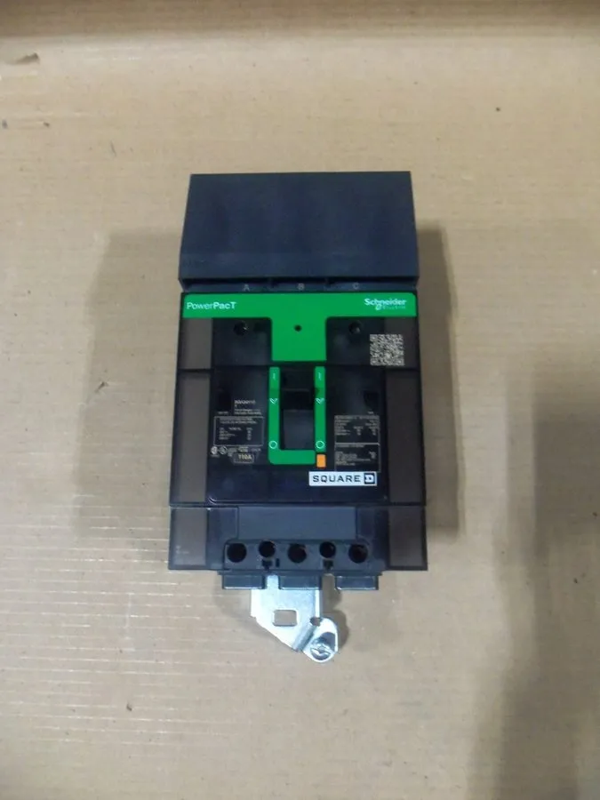 Автоматический выключатель BGA34110Y 110 Amp 480V 3 Pole Square D PowerPact I Li