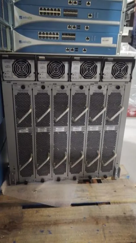Коммутатор Arista DCS-7508 Chassis 2x DCS-7500-SUP2 6x DCS-7508E-FM 4x PWR-2900A