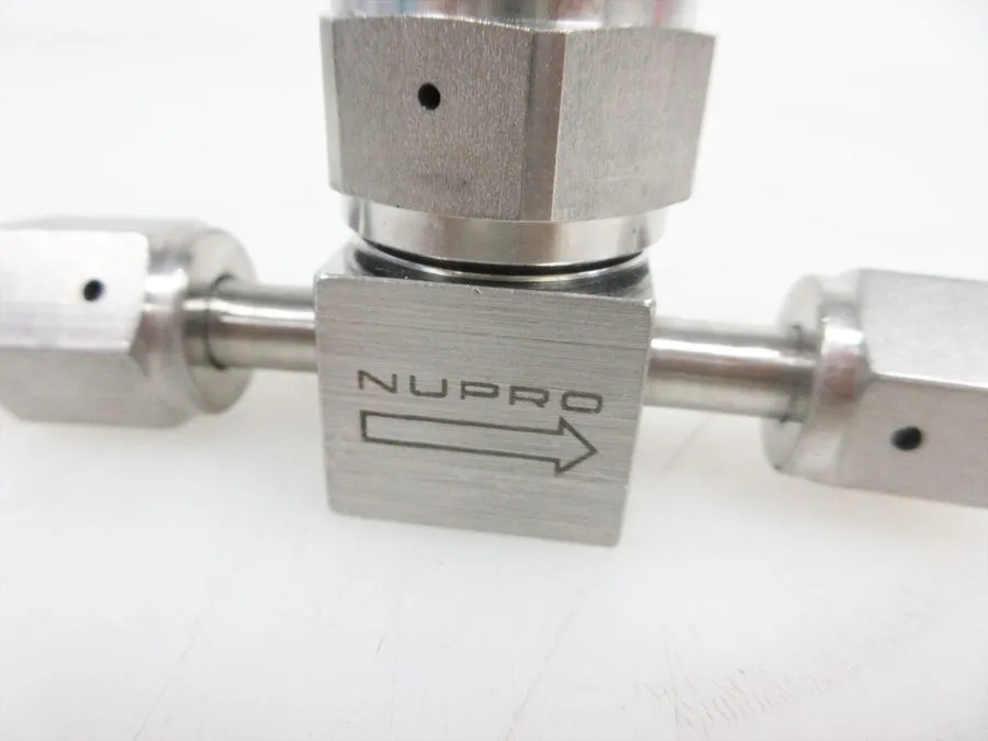 Клапан NUPRO SS-4D4L V51 1/4" STAINLESS STEEL HIGH PURITY VALVE SWAGELOK