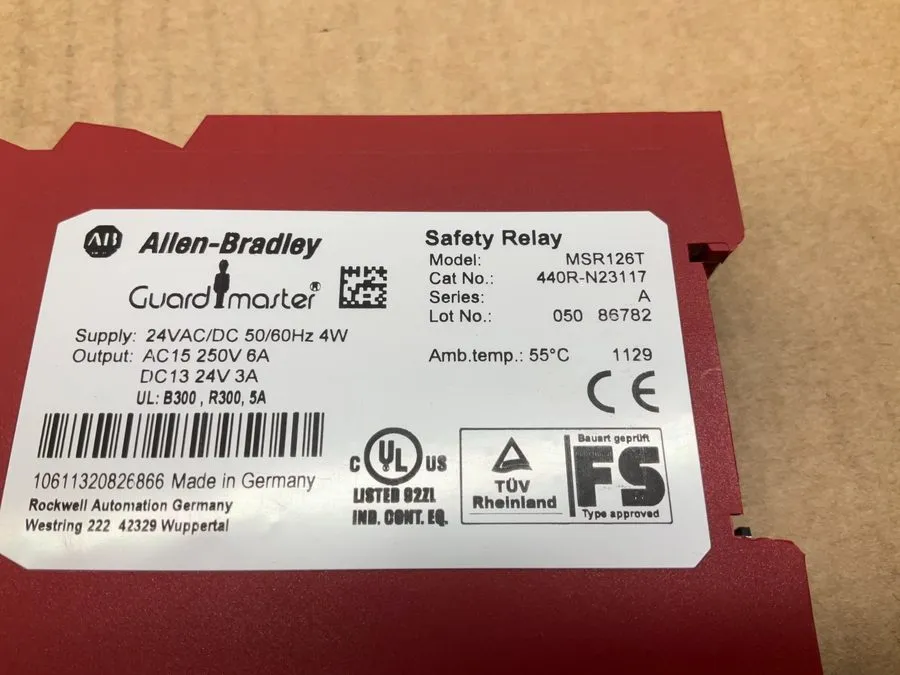 Реле безопасности Allen Bradley MSR126T 440R-N23117 Guardmaster Safety Relay 24V