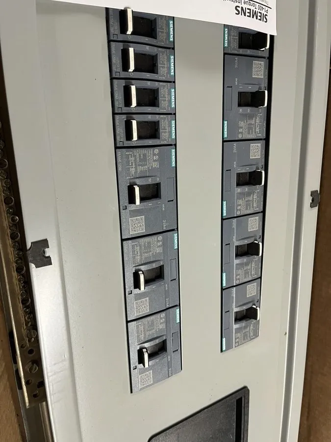 Автоматический выключатель SIEMENS 3VA4110-5ED34-0AA0 CIRCUIT BREAKER 3P 100A 48