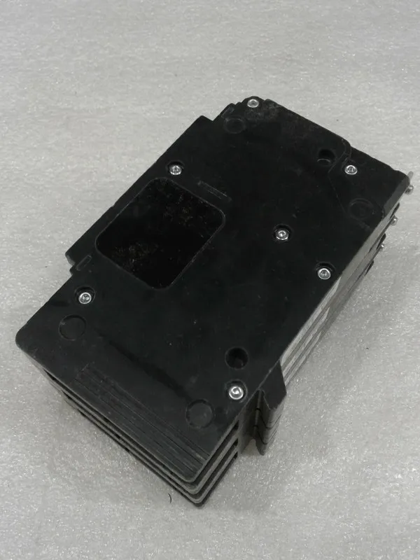 Автоматический выключатель Square D EGB34070 Bolt On Circuit Breaker 70A 3P 480V