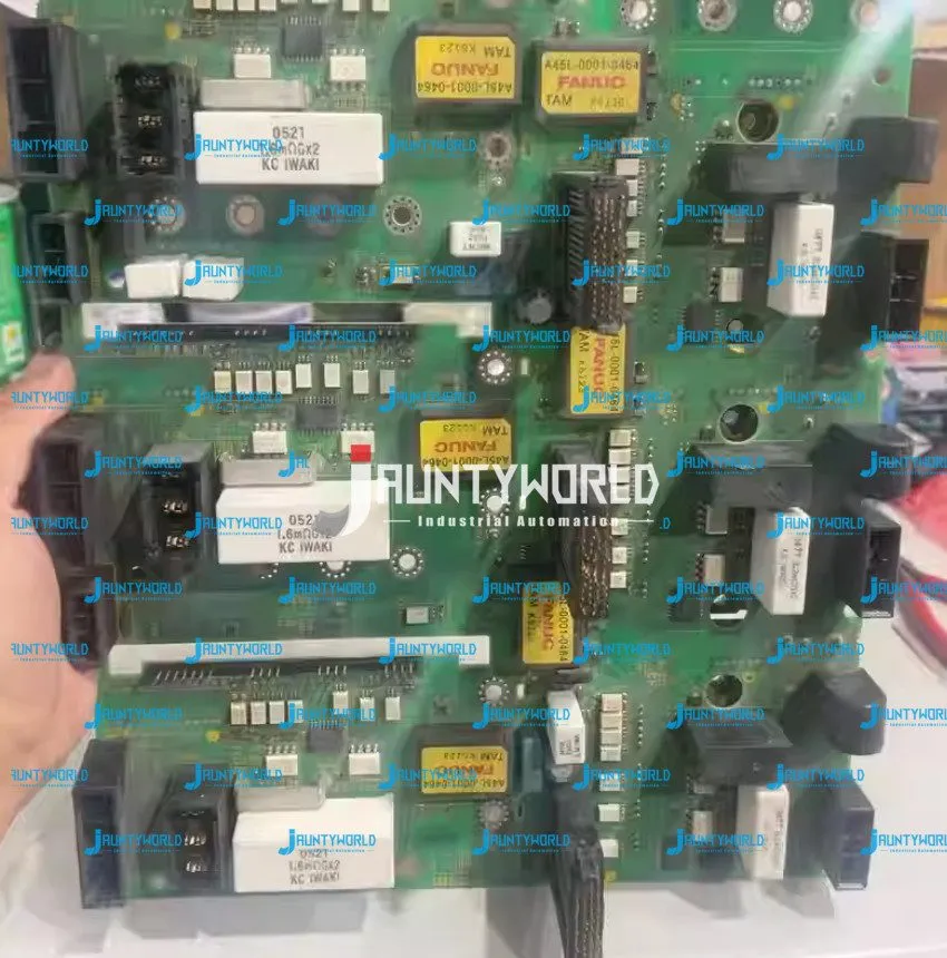 Робот FANUC A20B-2102-0012 Robot circuit board