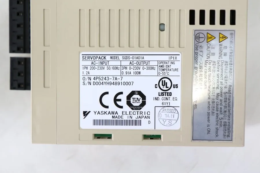 Сервопривод Yaskawa 100W Servopack SGDS-01A01A AC Servo Drive