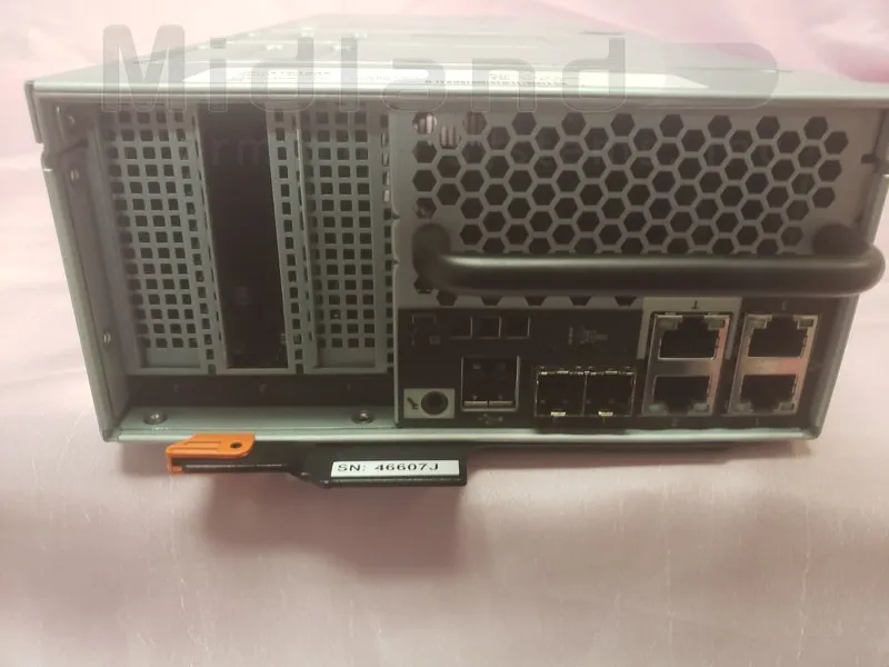 СХД IBM Storwize Control V7000 2076-524 2x 31P1845 2xE5-2628L V2 64GB PC3 RAM 24
