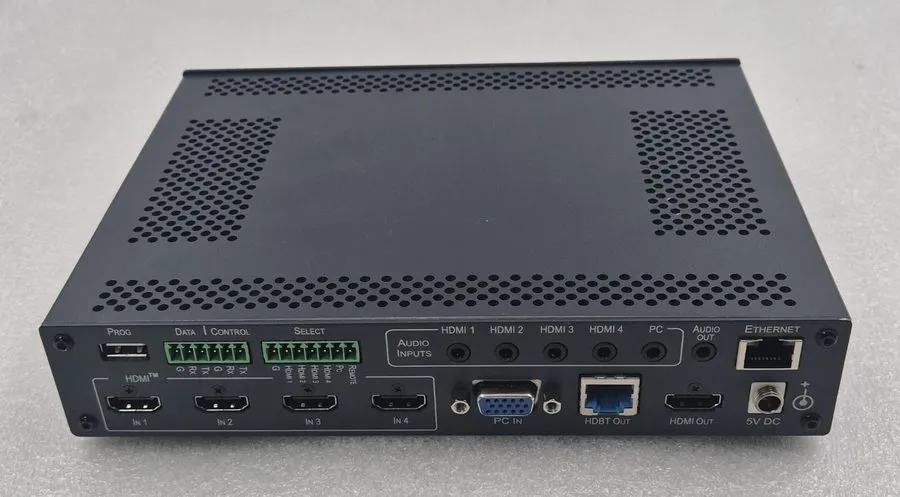 Видеокоммутатор Kramer VP-440X Presentation Switcher 4K HDR HDBaseT HDMI Scaler