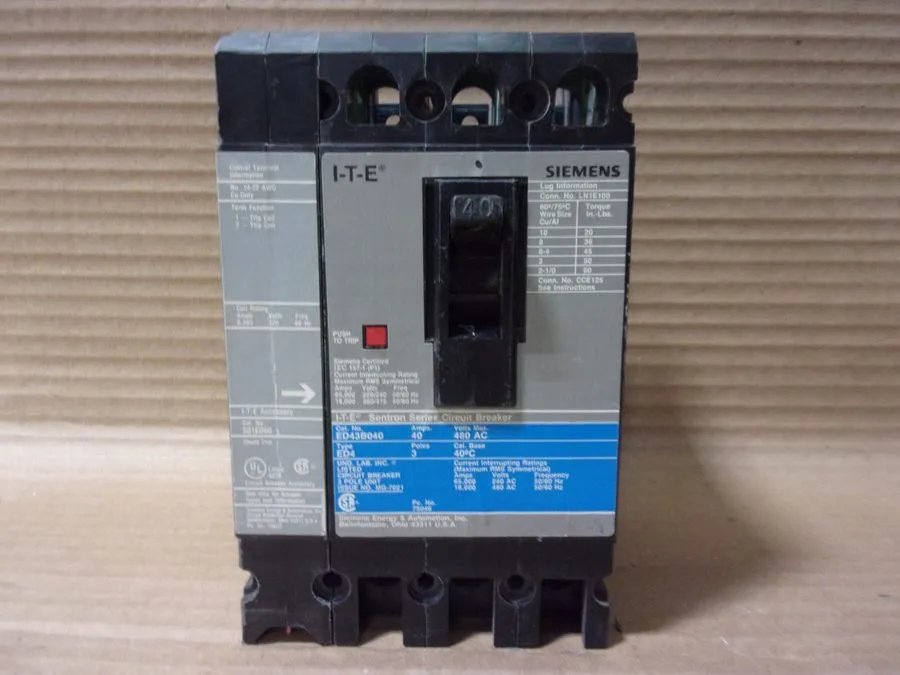 Автоматический выключатель Siemens Sentron ED43B040 Molded Case Circuit Breaker 