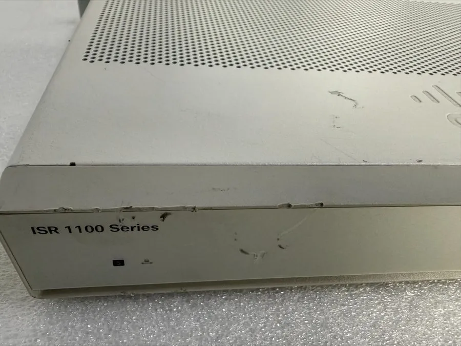 Маршрутизатор Cisco ISR C1111X-8P ISR 1100 8Port Gigabit Integrated Services Rou — фото лота 2