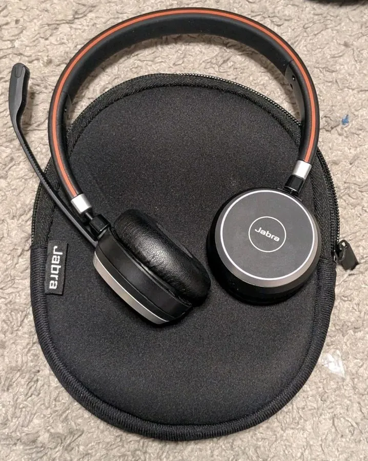 VoIP-шлюз Jabra Evolve 65 HSC018W Wireless Headset with Charging Dock DIV010