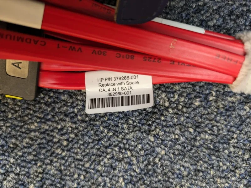 Контроллер HP Sata Backplane Cable P/N 379266-001 — фото лота 1