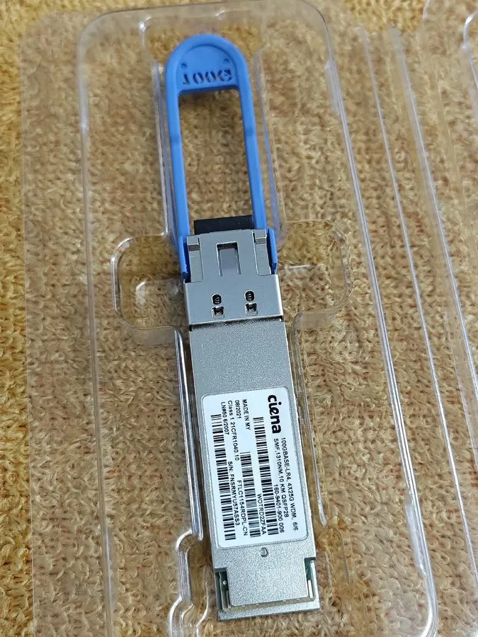 Трансивер CIENA 160-9401-900 006 100G BASE-LR4.4X25G WDM QSFP28 10KM FTLC1154RDP