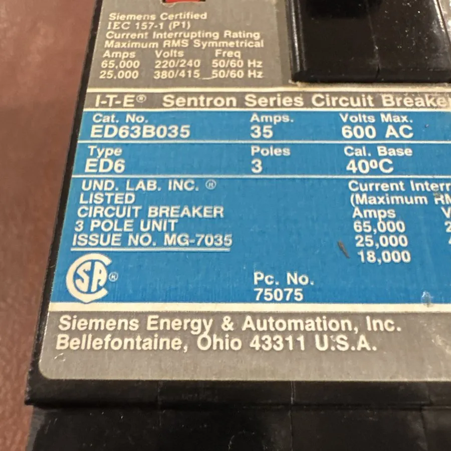 Автоматический выключатель Siemens ED63B035 35A Sentron Circuit Breaker Type ED6
