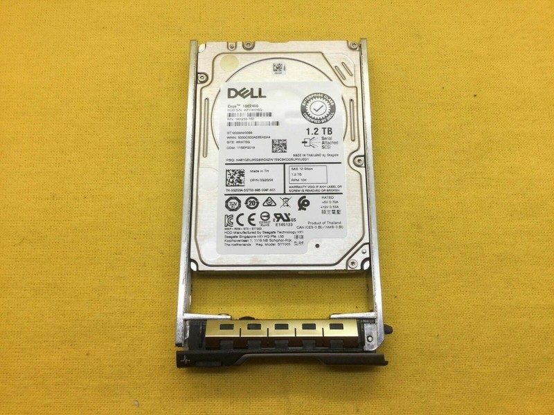 Жёсткий диск Dell 400-AJPD 12Gb/s 1.2TB 10K SAS 2.5" Gen13 Hard Drive