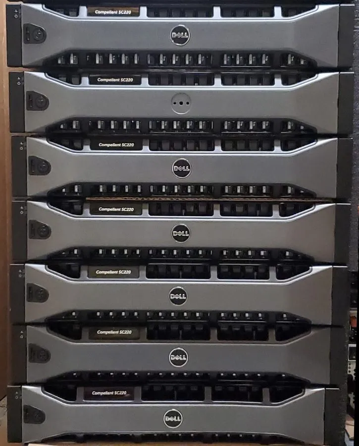 Блок питания Dell Compellent SC220 24-Bay 2.5 SAS Storage Array 2x EMM 2x 700W P