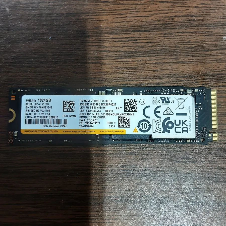 SSD-накопитель Samsung PM9A1a 1TB NVMe PCIe Gen4x4 M.2 2280 Internal SSD MZ-VL21 — фото лота 1