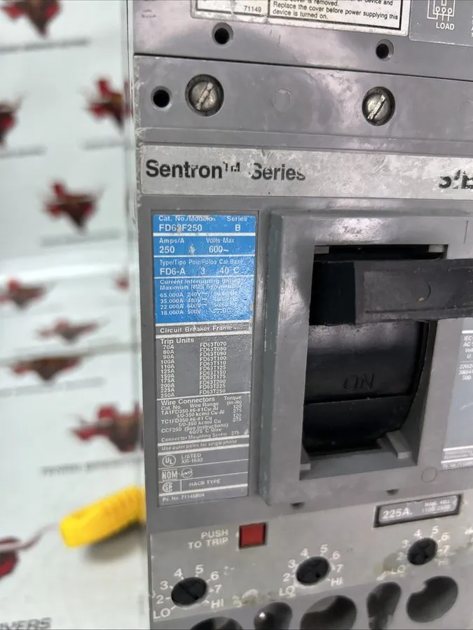 Автоматический выключатель Siemens FD62F250 Sentron 2-Pole Circuit Breaker 600V  — фото лота 1