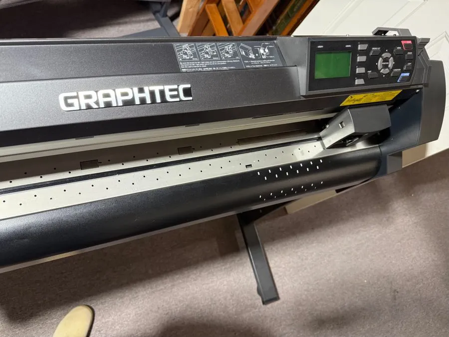 Режущий плоттер Graphtec FC8600-75 Vinyl cutter/Plotter — фото лота 1