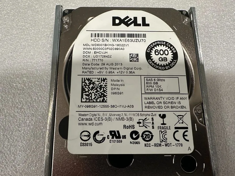 Сервер 096G91 Dell ENTERPRISE 600GB 10K RPM 6Gb/s 2.5" SAS SERVER HDD Hard Drive