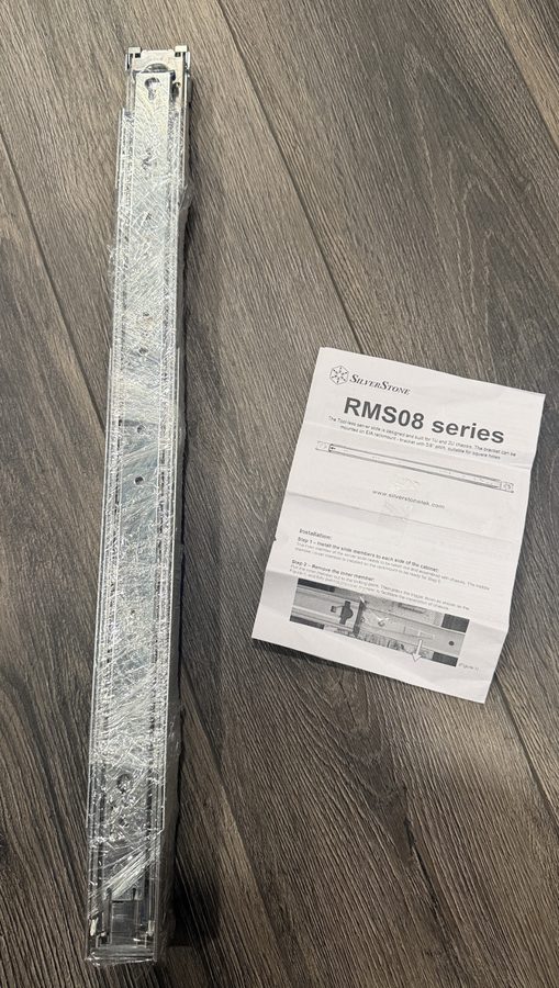 Комплект направляющих SilverStone RMS08-20 Tool-Less Ball Bearing Sliding Rail k