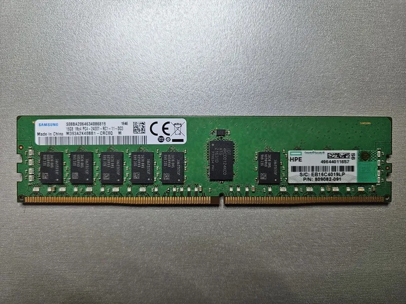 Модуль памяти Samsung M393A2K40BB1-CRC0Q 16GB DDR4 PC4-2400T ECC Workstation Ser