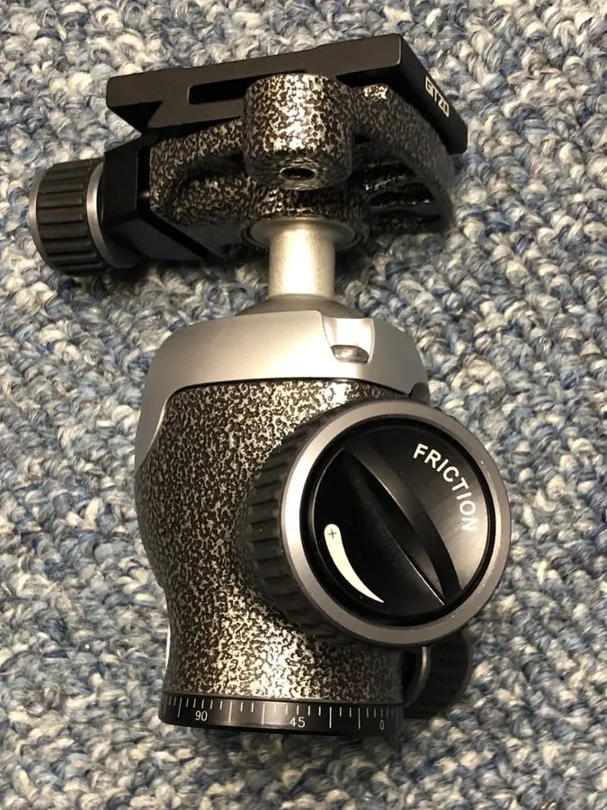 Оборудование видеонаблюдения Japan Gitzo Center Ball Head QD GH1382QD Tripod Com — фото лота 1