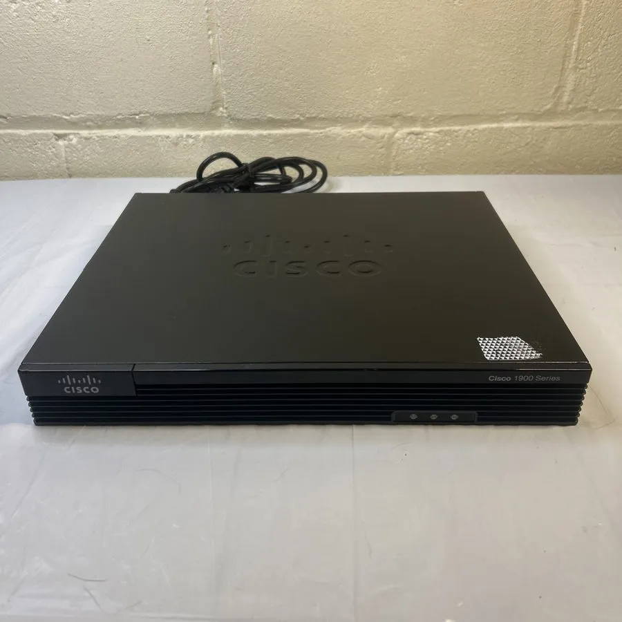 Маршрутизатор Cisco 1921 CISCO1921/K9 V05 2-Port Gigabit Integrated Service Rout