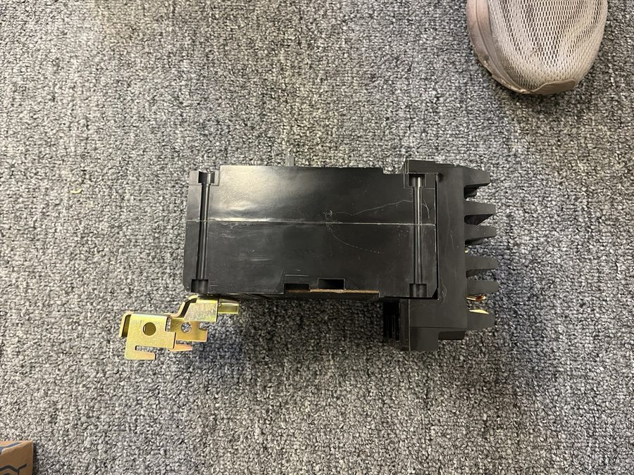 Автоматический выключатель Square D Circuit Breaker FA34050 50A 3-Pole 240/480V 