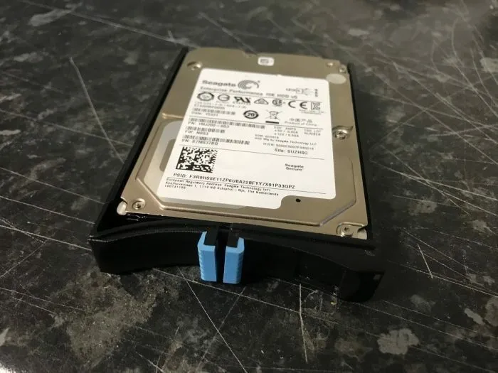 Жёсткий диск PFRUKTXSXN207-01 / FRUKTXSXN207-01 Dot Hill 600GB 2.5″ 15K SAS HDD