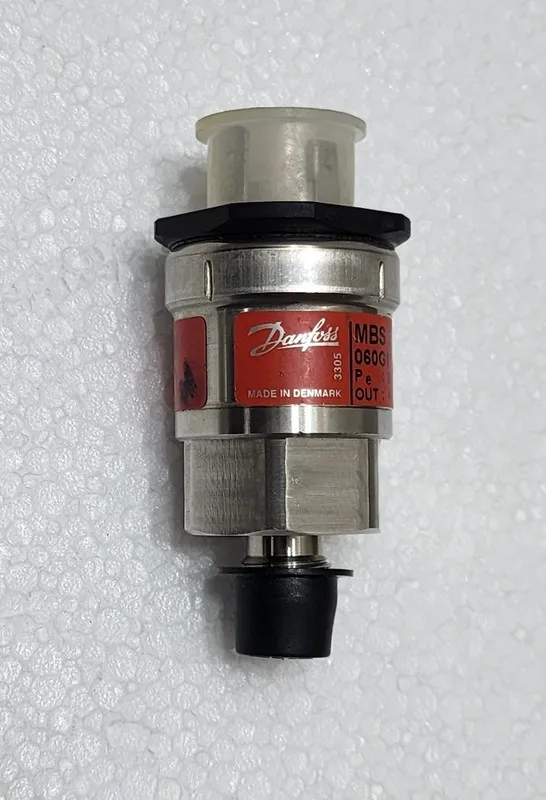 Датчик давления Danfoss 060G1103 MBS 3000 Pressure transmitter 0-16 bar, 4-20mA 