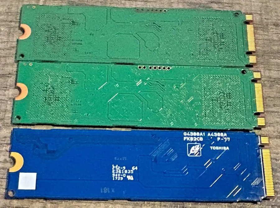SSD-накопитель Dell Samsung PM871a 256GB SATA III 6Gb/s 2.5-Inch SSD 45W8J 045W8