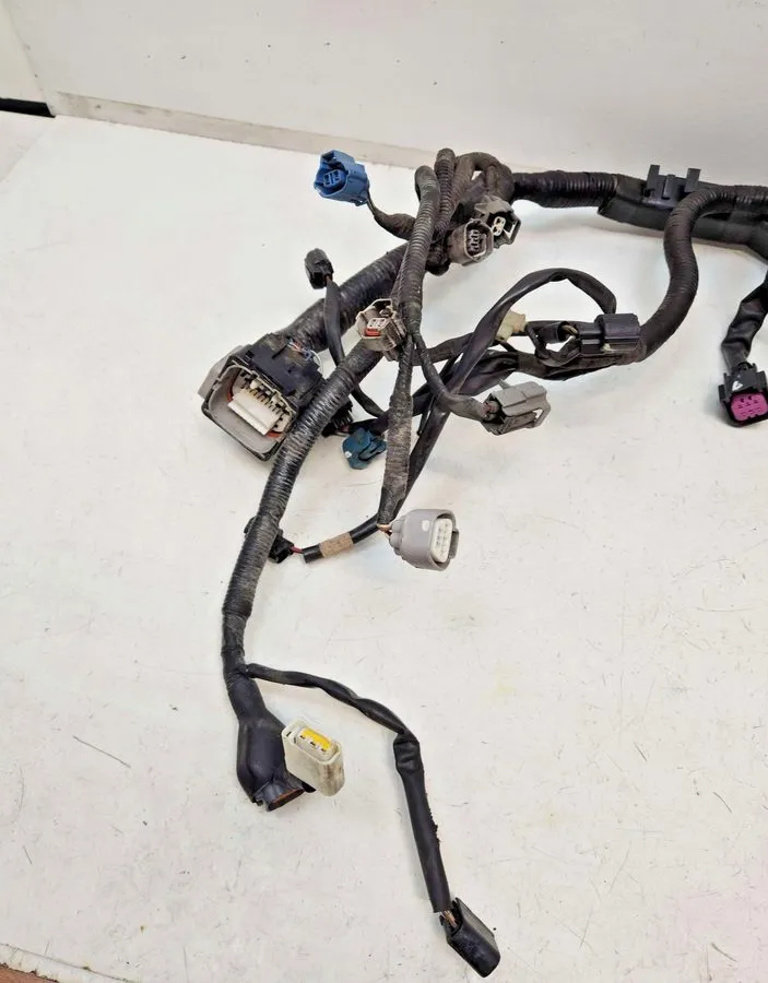 Жгут проводов 2008-2009 Subaru Legacy GT Outback XT Engine Wire Harness EJ255 24 — фото лота 2