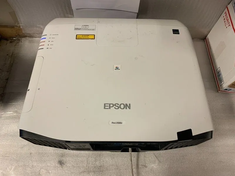 Проектор Epson Pro L1100U 3LCD Laser Projector H735A No Len — фото лота 2