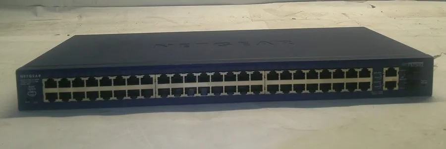 Коммутатор NetGear ProSafe (FS750T2) 48-Ports Rack-mountable Ethernet Switch