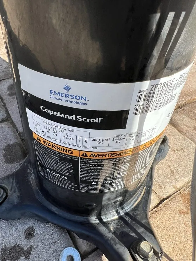 Компрессор COPELAND SCROLL COMPRESSOR model ZP38K5E PFV 130 year 2017- 220v sing — фото лота 1