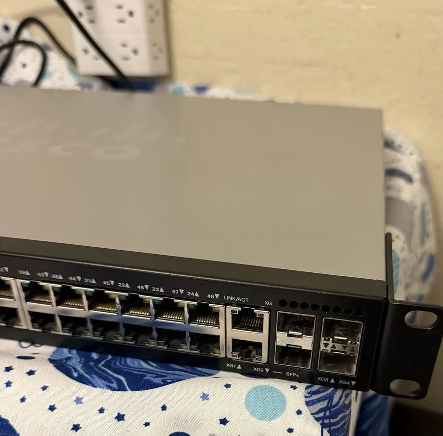 Коммутатор Cisco SG550X-48P-K9 48 Port PoE SFP 10GB Stackable Managed Switch w2  — фото лота 1