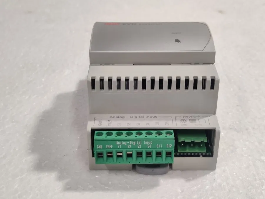 Контроллер CAREL EVD0000E30 EVD EVOLUTION ELECTRONIC EXPANSION