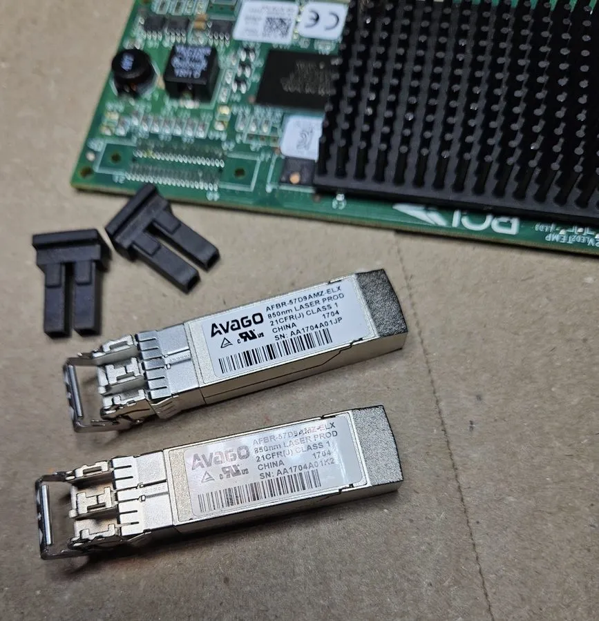 Контроллер Emulex LPe12002-E 10Gb/s 2-Port Fiber Ch PCIe P004096-03H FHB & 2 Ava