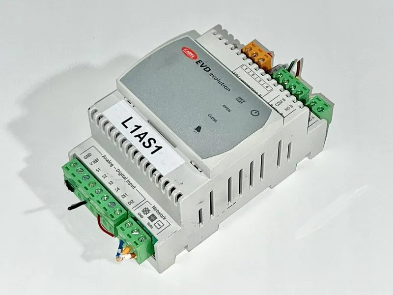 Расширительный вентиль CAREL EVD0000E50 Expansion Valve Drive — фото лота 2