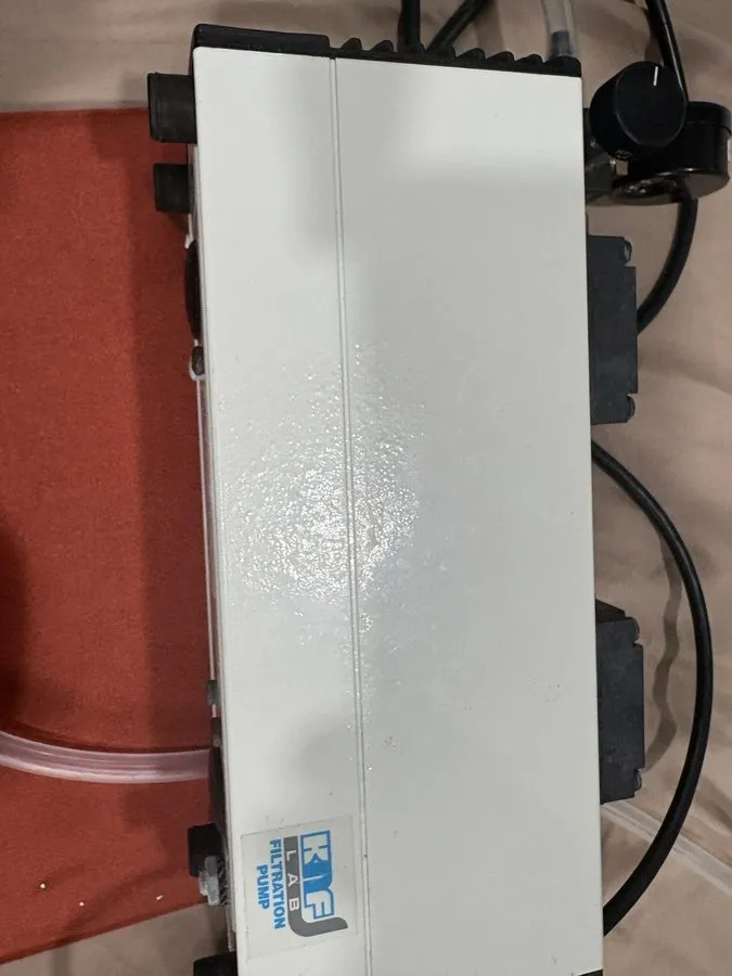 Насос KNF Filtration Diaphragm Vacuum Pump UN816.3KT.45P — фото лота 2