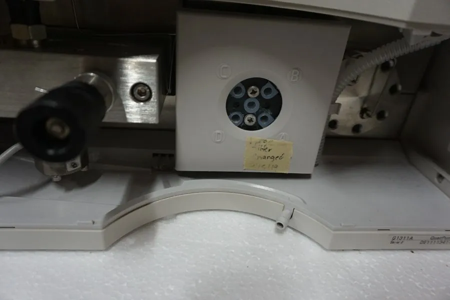 Хроматограф Agilent 1100 HPLC G1311A Quat Pump Fair Condition