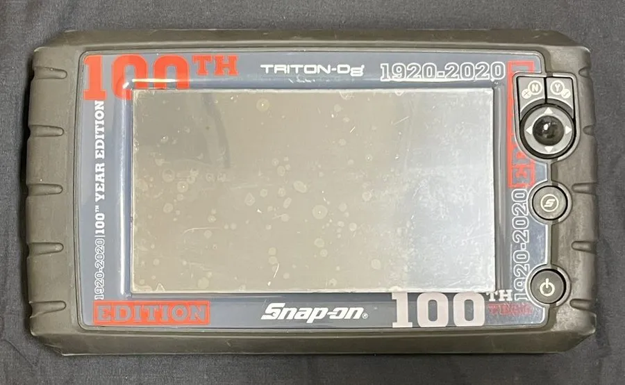 Диагностический сканер SNAP ON TRITON D8 22.4 DIAGNOSTIC SCANNER EEMS343 (MVP031