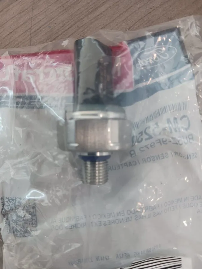 Датчик давления Fuel Injection Pressure Sensor CM-5250 / BU5Z-9F972-B